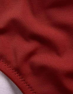 Bas de bikini intemporel