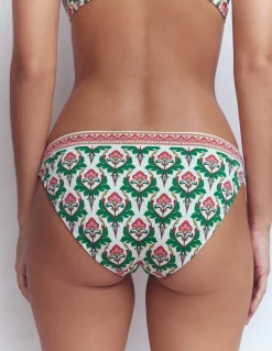 Bas de bikini intemporel