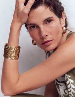 Bracelet manchette à poinçon cœur