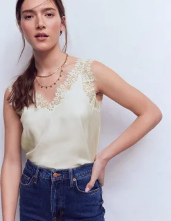 Caraco en soie mélangée à détails en dentelle