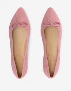 Chaussures plates à bout pointu et semelles souples