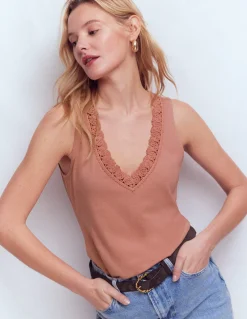 Débardeur Flora ultra-doux à détails en dentelle
