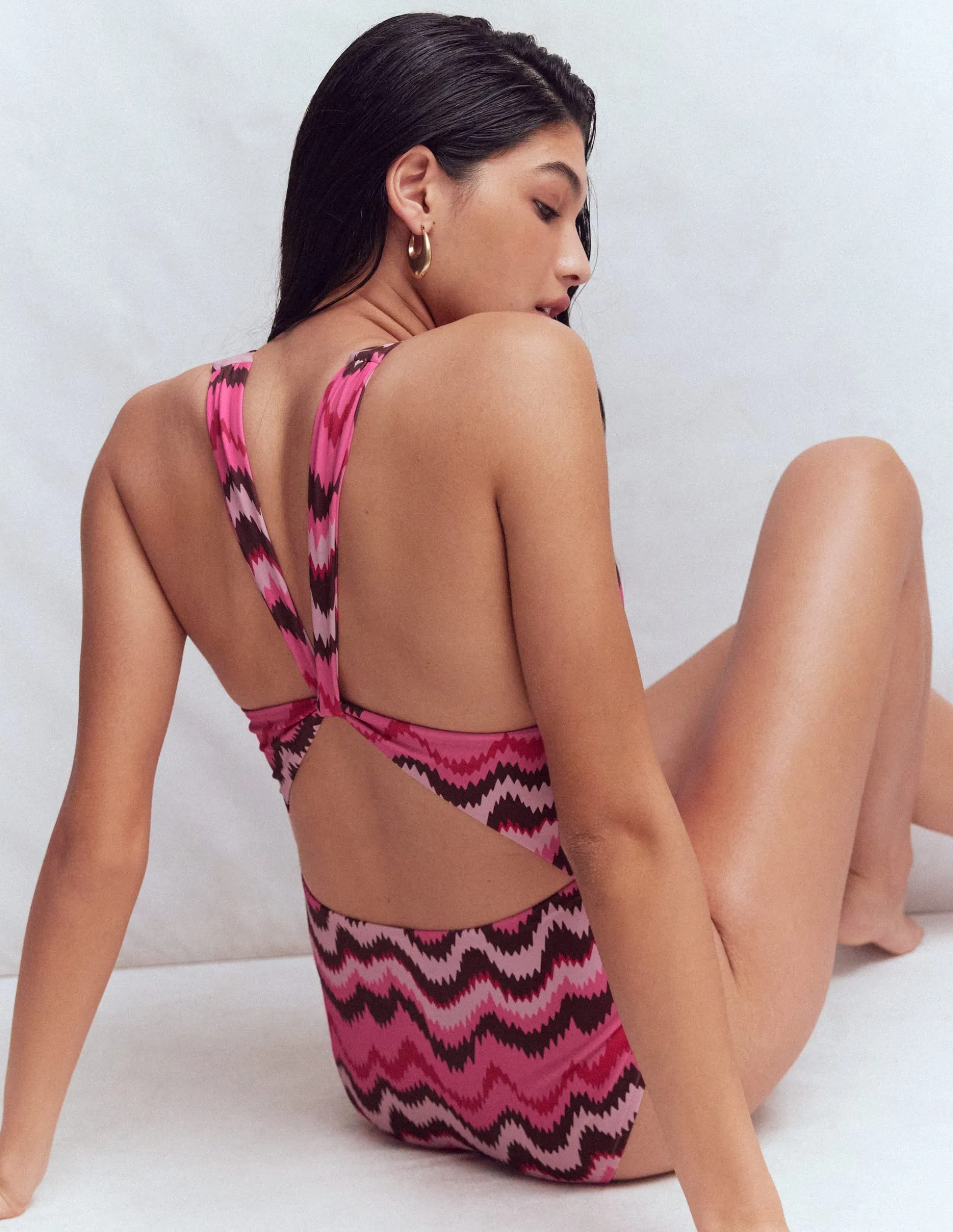 Maillot de bain Mykonos à encolure en V profonde