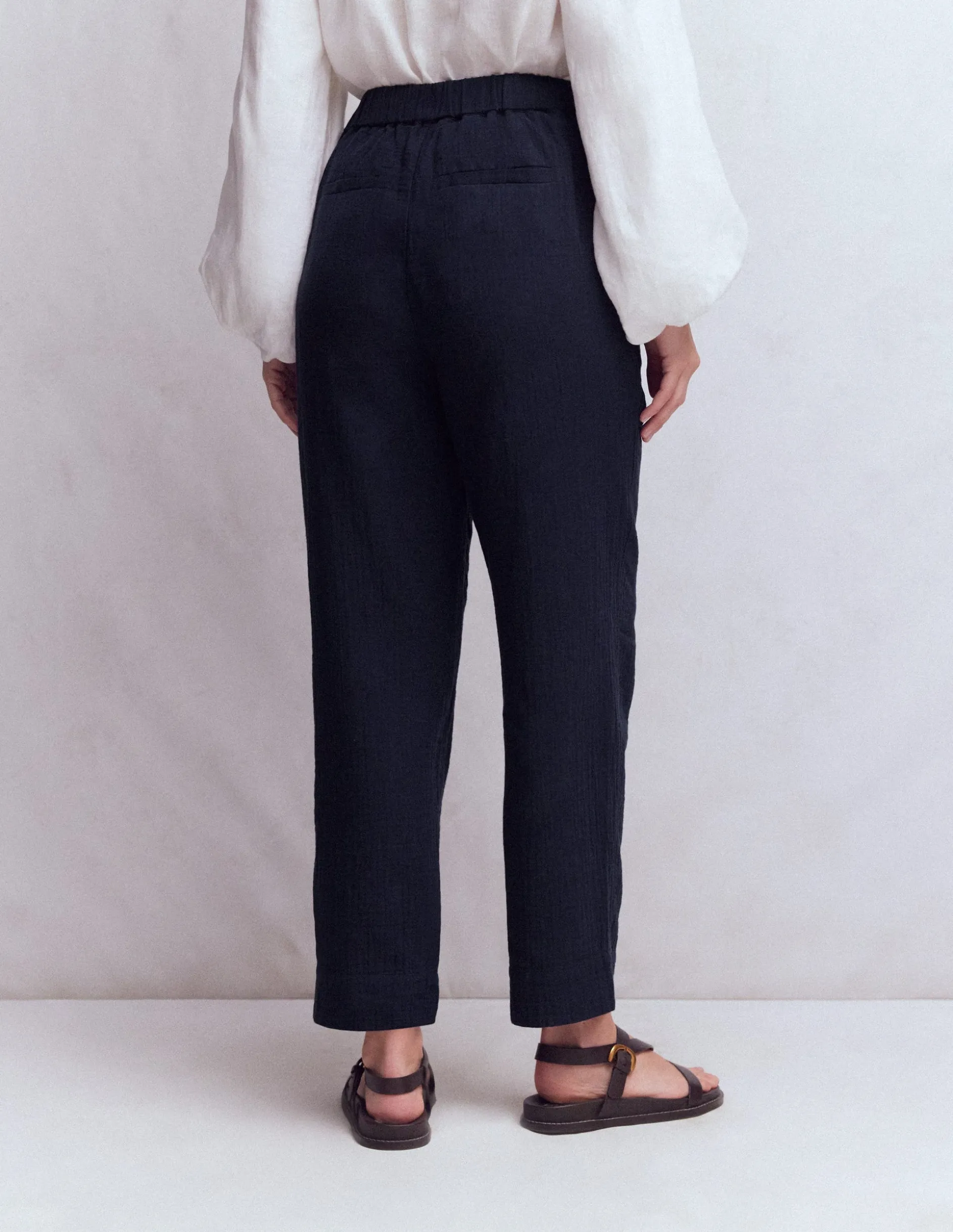 Pantacourt double-étoffe