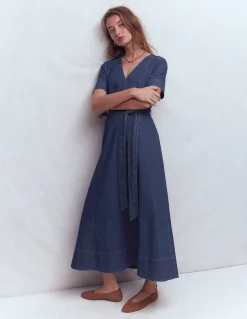 Robe à col en V en jean