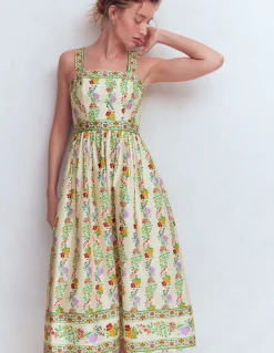 Robe de cérémonie à col carré