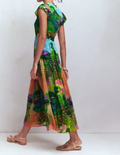 Robe longue plissée et volantée