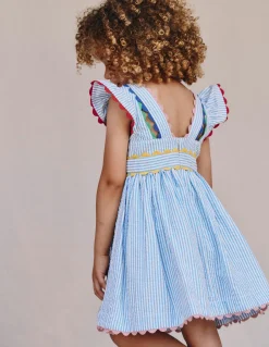 Robe virevoltante à détails en zigzag