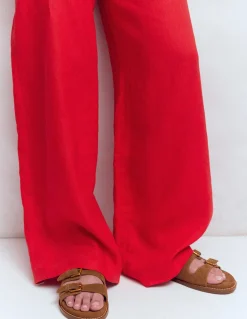 Sandales à semelle ergonomique et trois brides