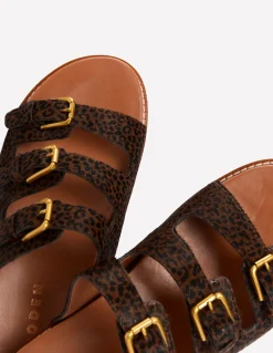 Sandales à semelle ergonomique et trois brides