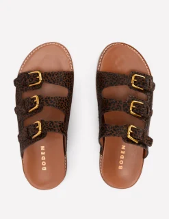 Sandales à semelle ergonomique et trois brides