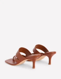 Sandales façon tongs à petits talons