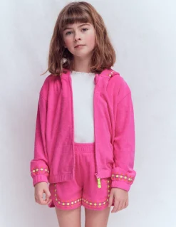 Short brodé en éponge