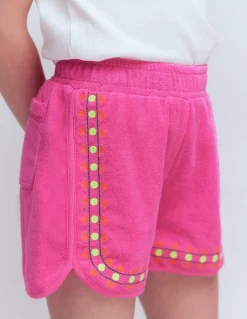 Short brodé en éponge