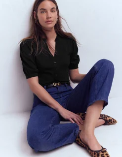 Top à manches courtes et col tunisien ouvert