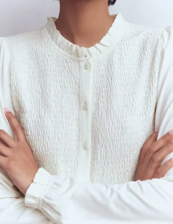 Top boutonné ultra-doux à smocks