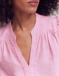 Top en lin à détails intégrés