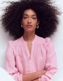 Top en lin à détails intégrés