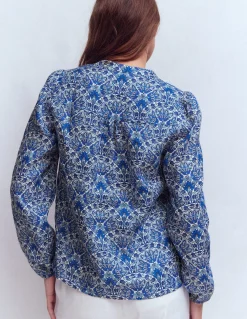 Top en lin à détails intégrés