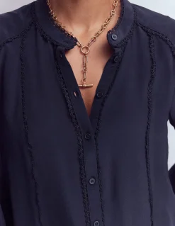 Top Rhéa en soie à détails