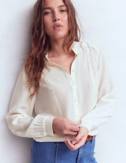 Top Rhéa en soie à détails