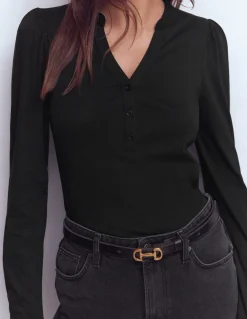 Top ultra-doux à col tunisien ouvert