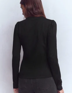 Top ultra-doux à col tunisien ouvert