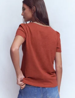 T-shirt à détails métallisés