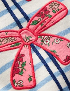 T-shirt à manches bouffantes et appliqué