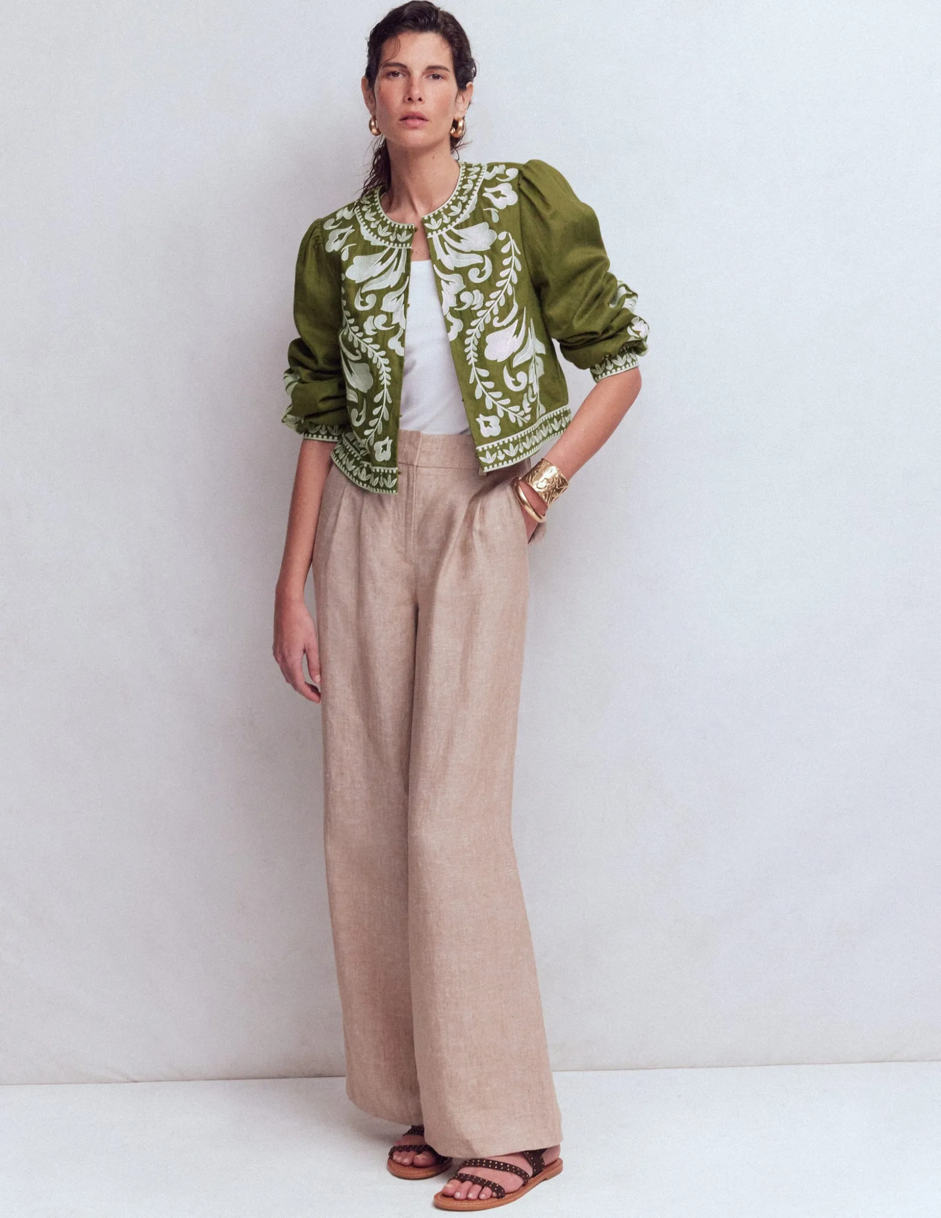 Veste brodée en lin